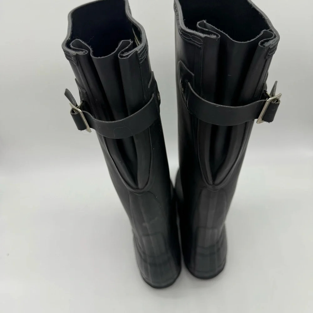 Hunter Women's Classic Black Rain Boots